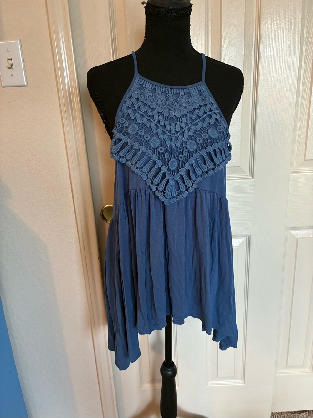 Three Bird Nest Blue Crochet Halter Camisole